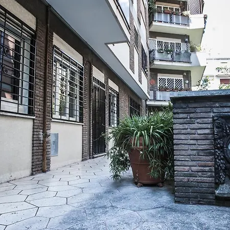 Porta Latina Suite - Private Apartment Rome's Center-2